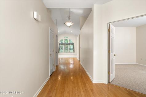 10 Powderhorn Way Allentown NJ 08501