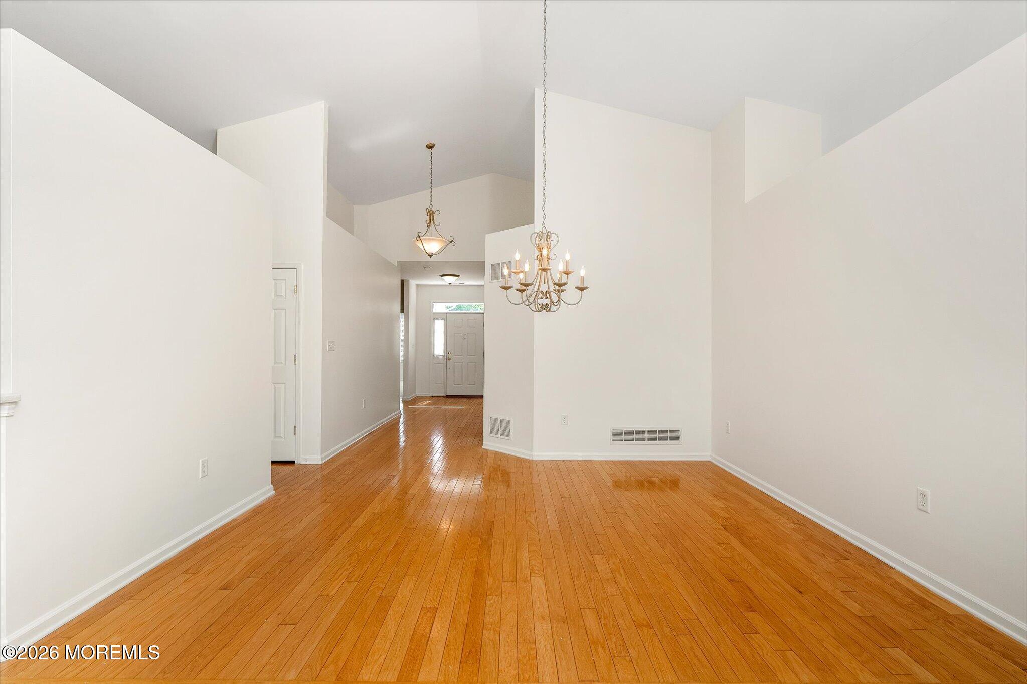 10 Powderhorn Way Allentown NJ 08501