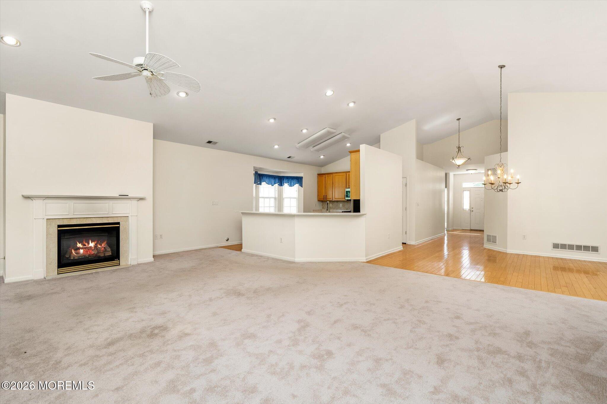 10 Powderhorn Way Allentown NJ 08501