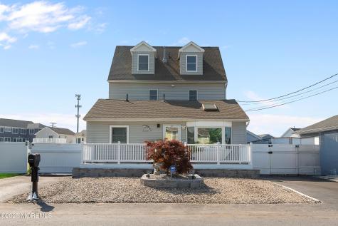 3138 Windsor Avenue Toms River NJ 08753