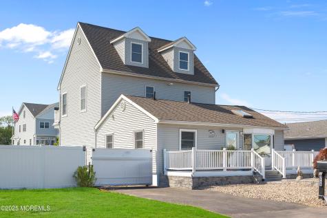 3138 Windsor Avenue Toms River NJ 08753