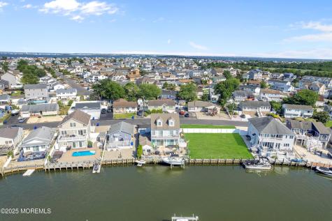 3138 Windsor Avenue Toms River NJ 08753