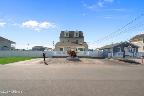 3138 Windsor Avenue Toms River NJ 08753