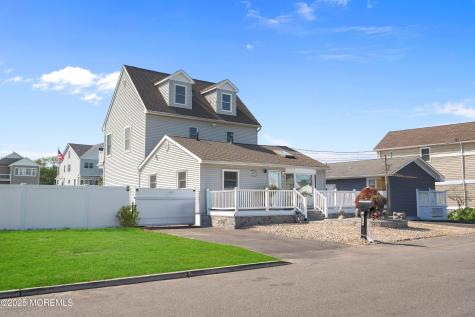 3138 Windsor Avenue Toms River NJ 08753