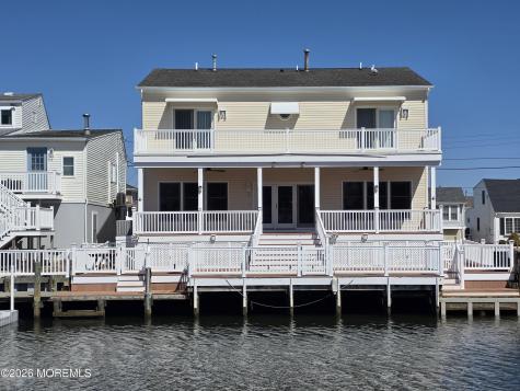 37 Frank Drive Manahawkin NJ 08050