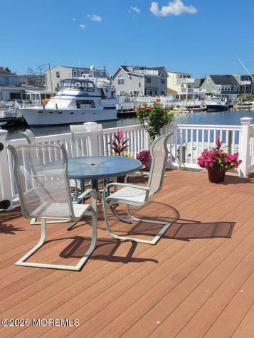 37 Frank Drive Manahawkin NJ 08050