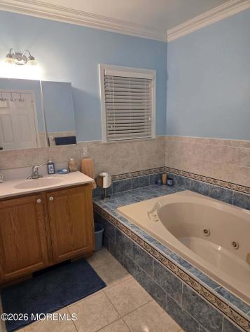 37 Frank Drive Manahawkin NJ 08050