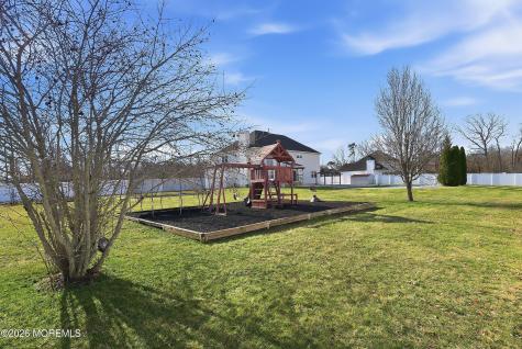 10 Etty Court Manchester NJ 08759