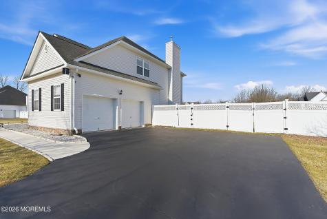 10 Etty Court Manchester NJ 08759