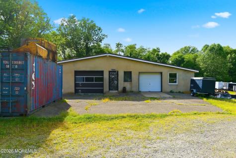 26 Megill Road Farmingdale NJ 07727