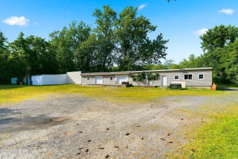 26 Megill Road Farmingdale NJ 07727