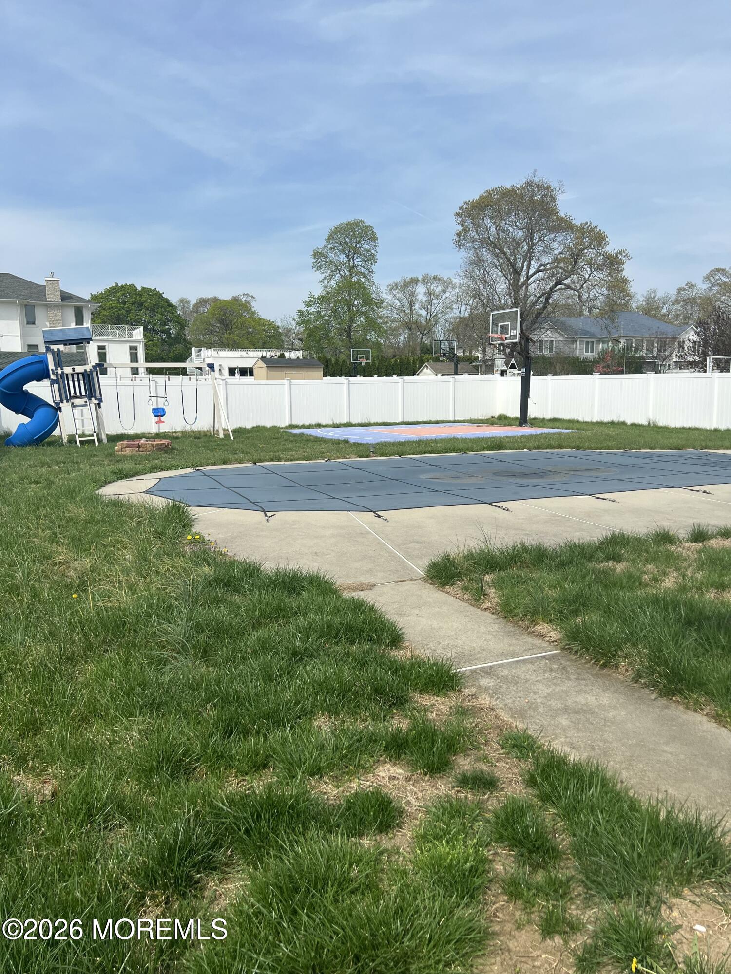317 Roosevelt Avenue Oakhurst NJ 07755