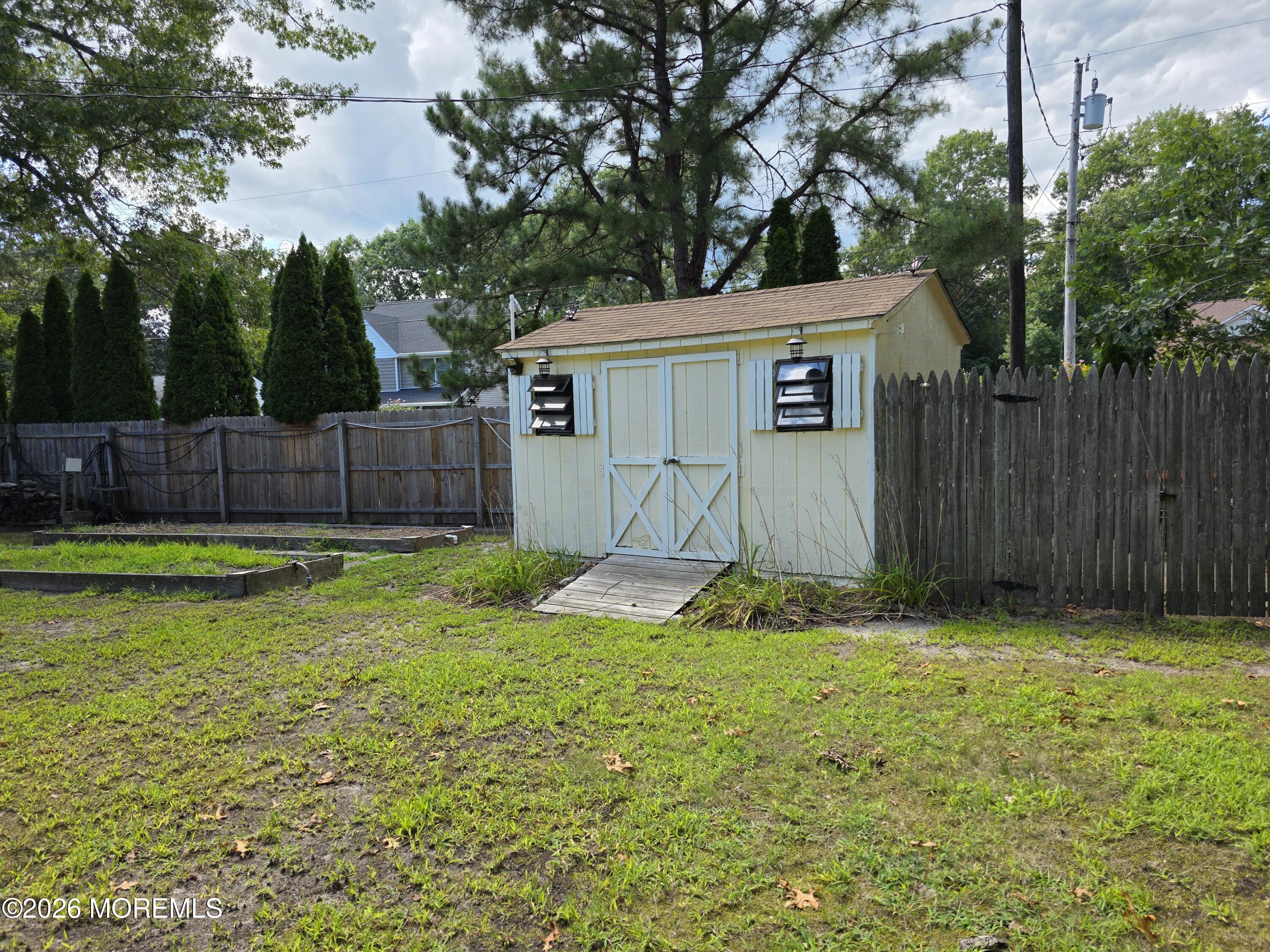 100 Reel Avenue Manahawkin NJ 08050
