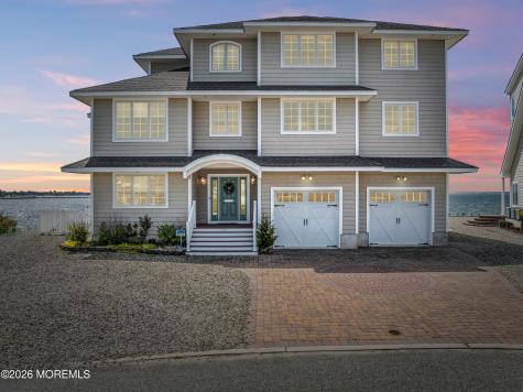 354 Roberts Avenue Seaside Park NJ 08752