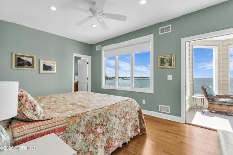 354 Roberts Avenue Seaside Park NJ 08752