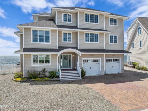 354 Roberts Avenue Seaside Park NJ 08752