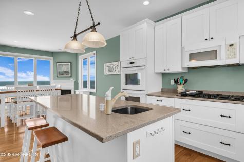 354 Roberts Avenue Seaside Park NJ 08752