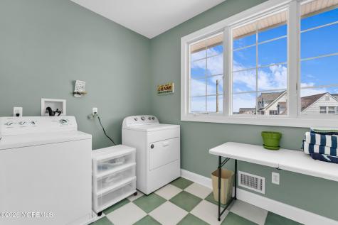354 Roberts Avenue Seaside Park NJ 08752