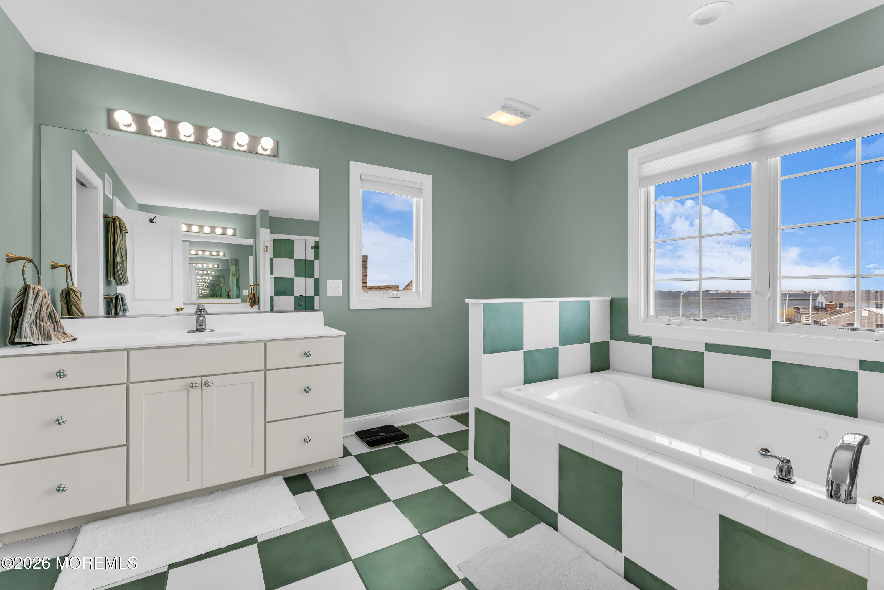 354 Roberts Avenue Seaside Park NJ 08752