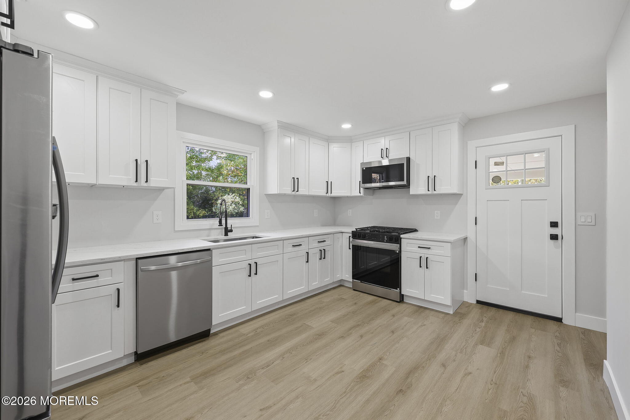 105 Thompson Grove Road Manalapan NJ 07726