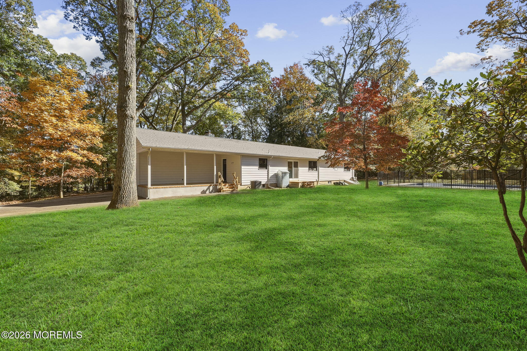 105 Thompson Grove Road Manalapan NJ 07726