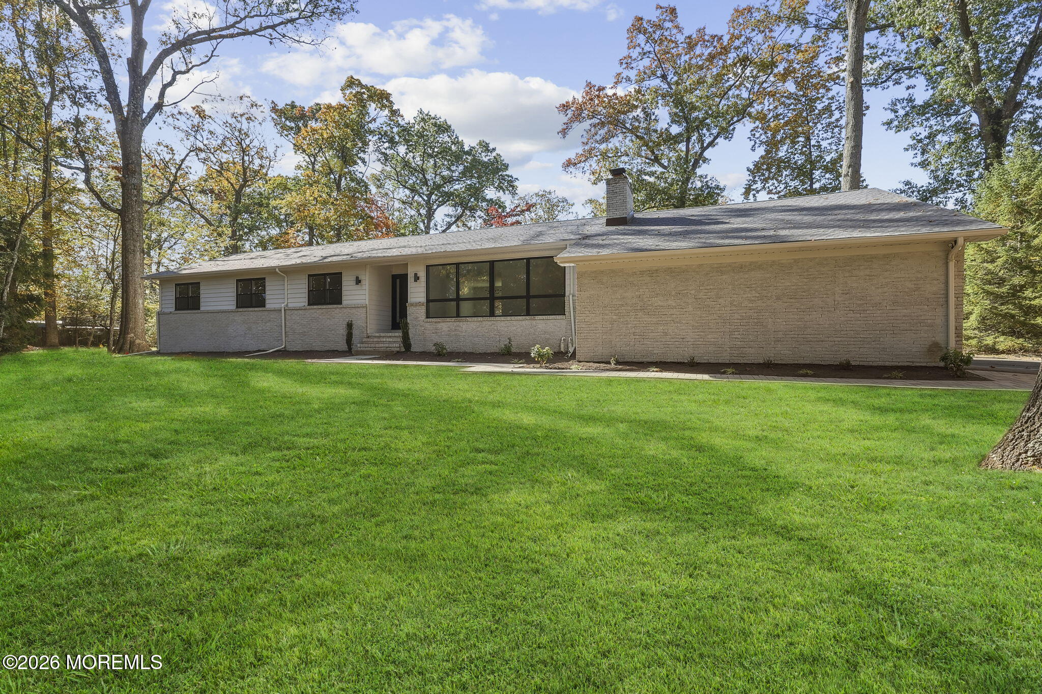 105 Thompson Grove Road Manalapan NJ 07726