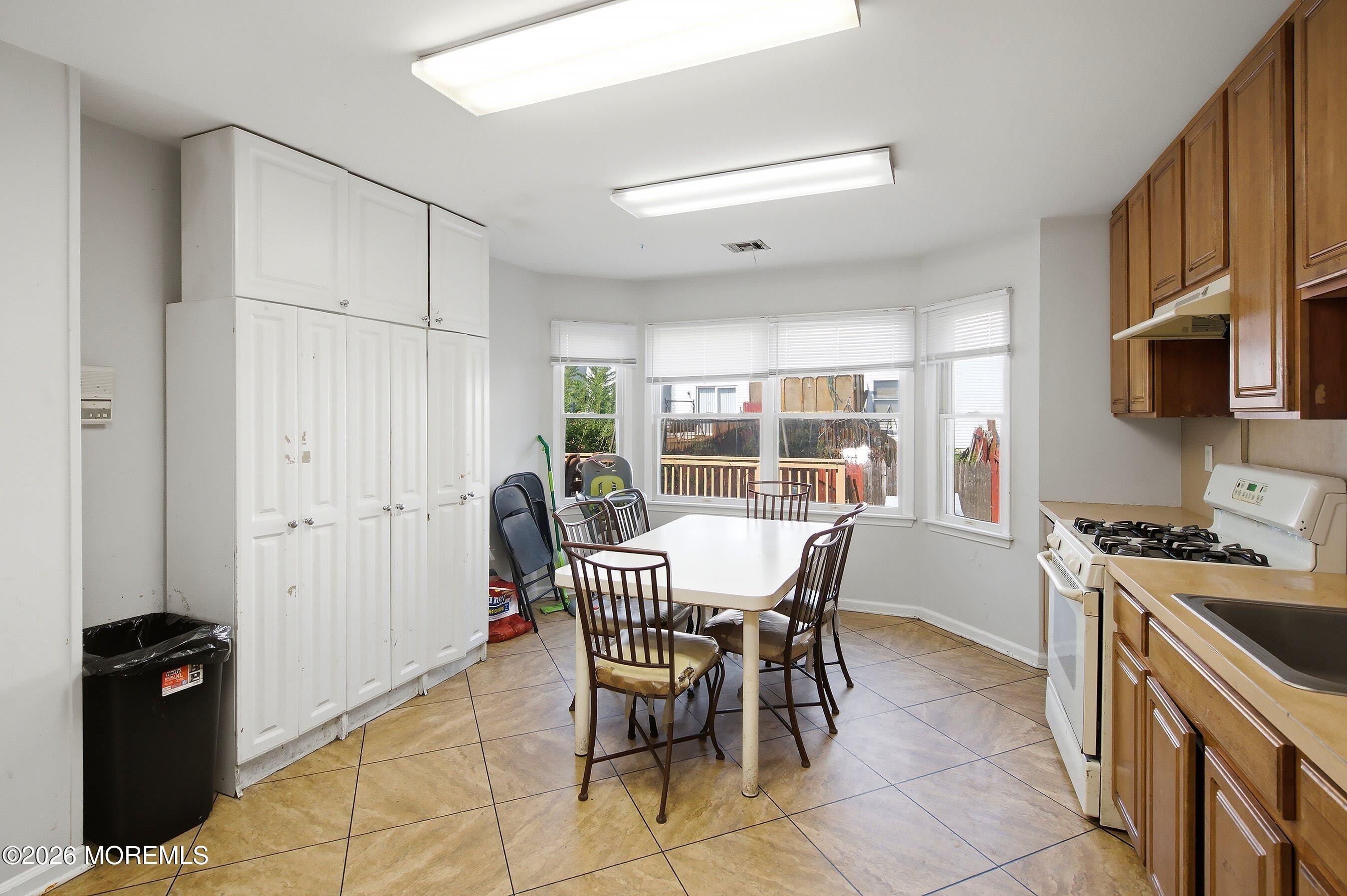 21 Kingsfield Drive Lakewood NJ 08701