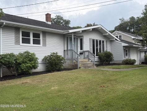 717 Howell Drive Brielle NJ 08730