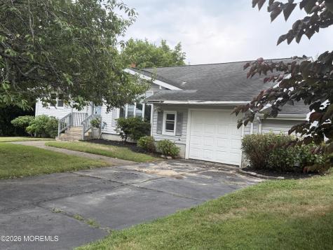 717 Howell Drive Brielle NJ 08730