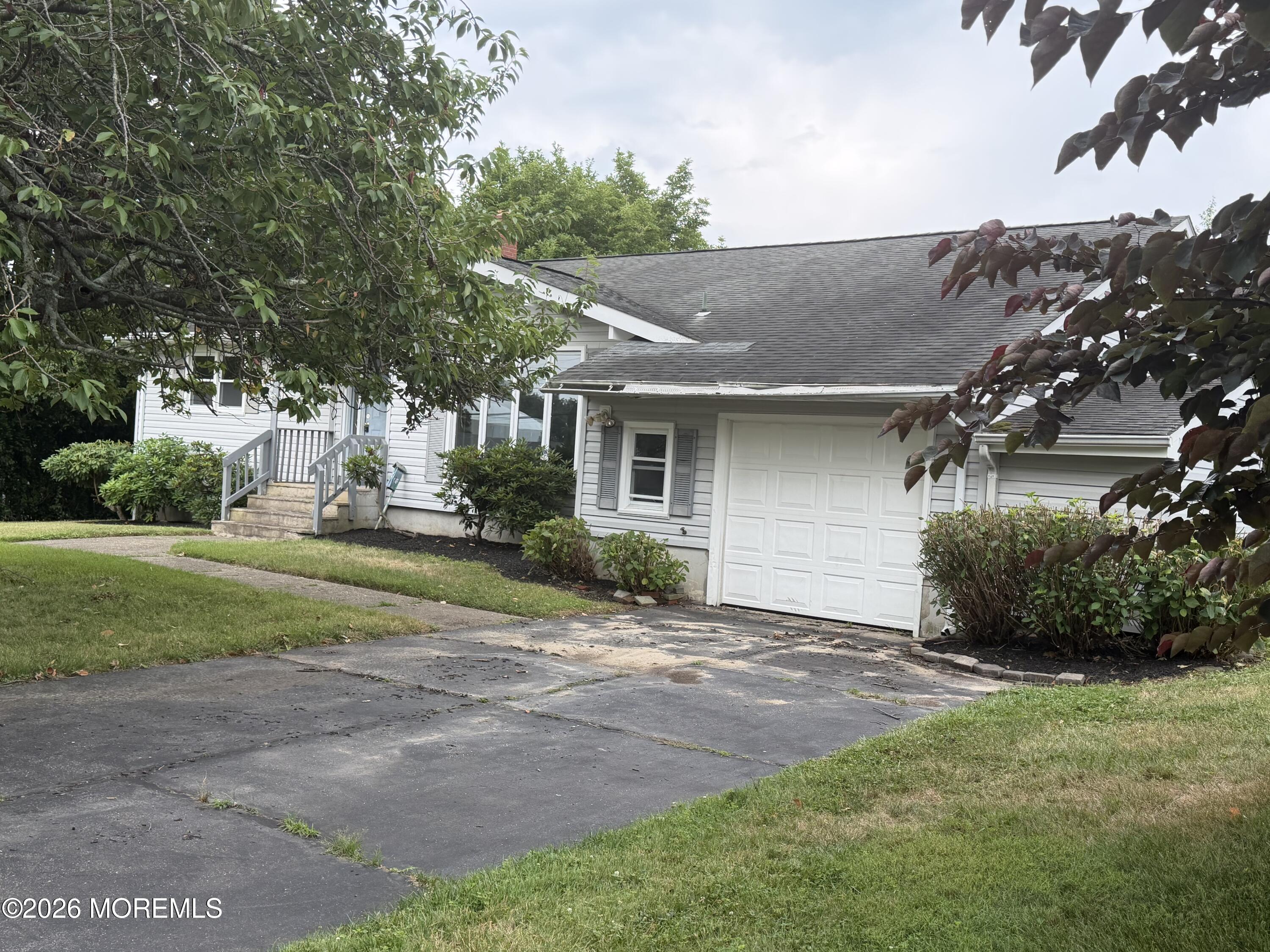 717 Howell Drive Brielle NJ 08730