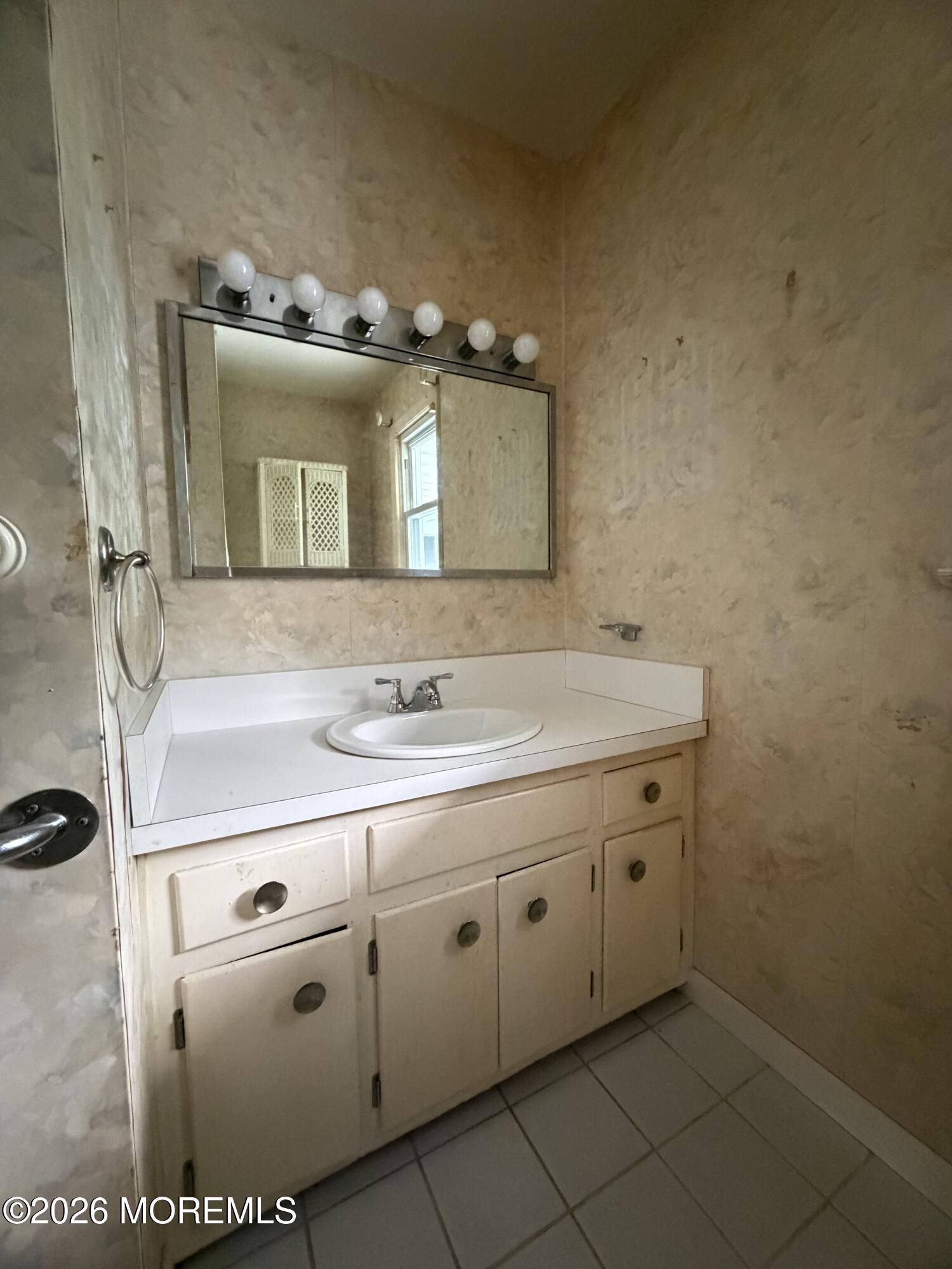 717 Howell Drive Brielle NJ 08730
