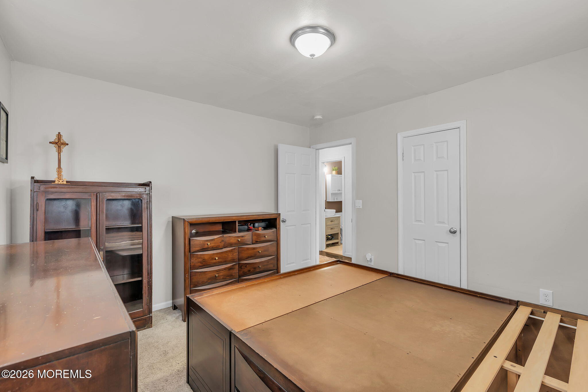 207 Pacific Avenue Beachwood NJ 08722