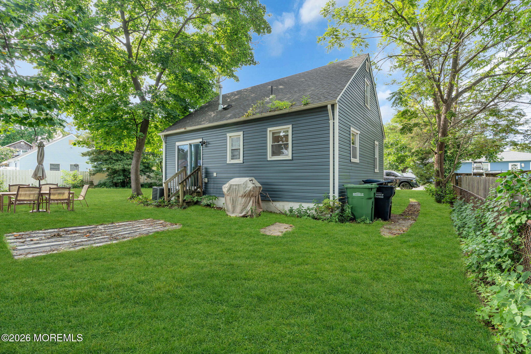 207 Pacific Avenue Beachwood NJ 08722