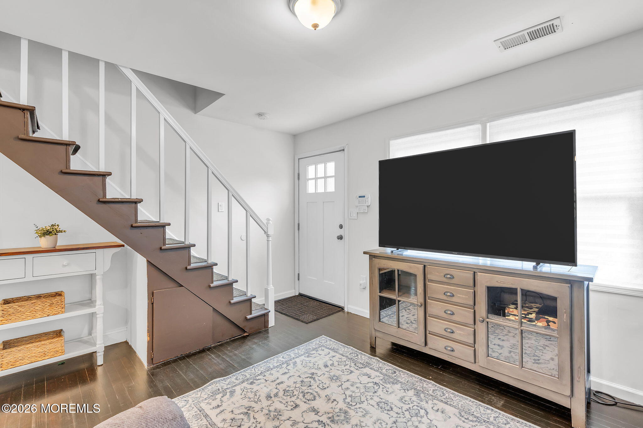 207 Pacific Avenue Beachwood NJ 08722