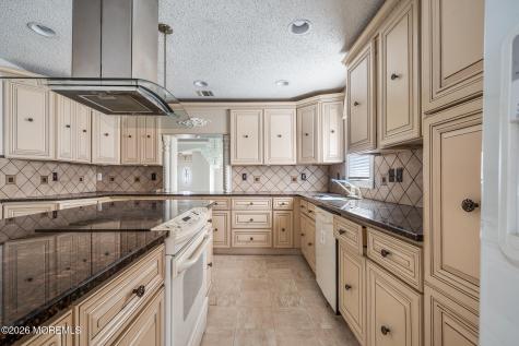 26 Normanton Avenue Manchester NJ 08759