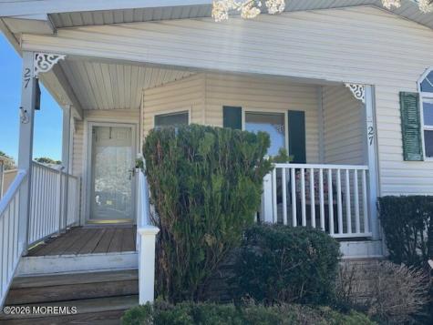 27 Pine Ridge Boulevard Whiting NJ 08759