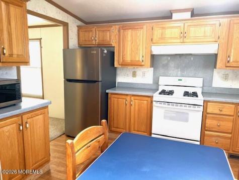 27 Pine Ridge Boulevard Whiting NJ 08759
