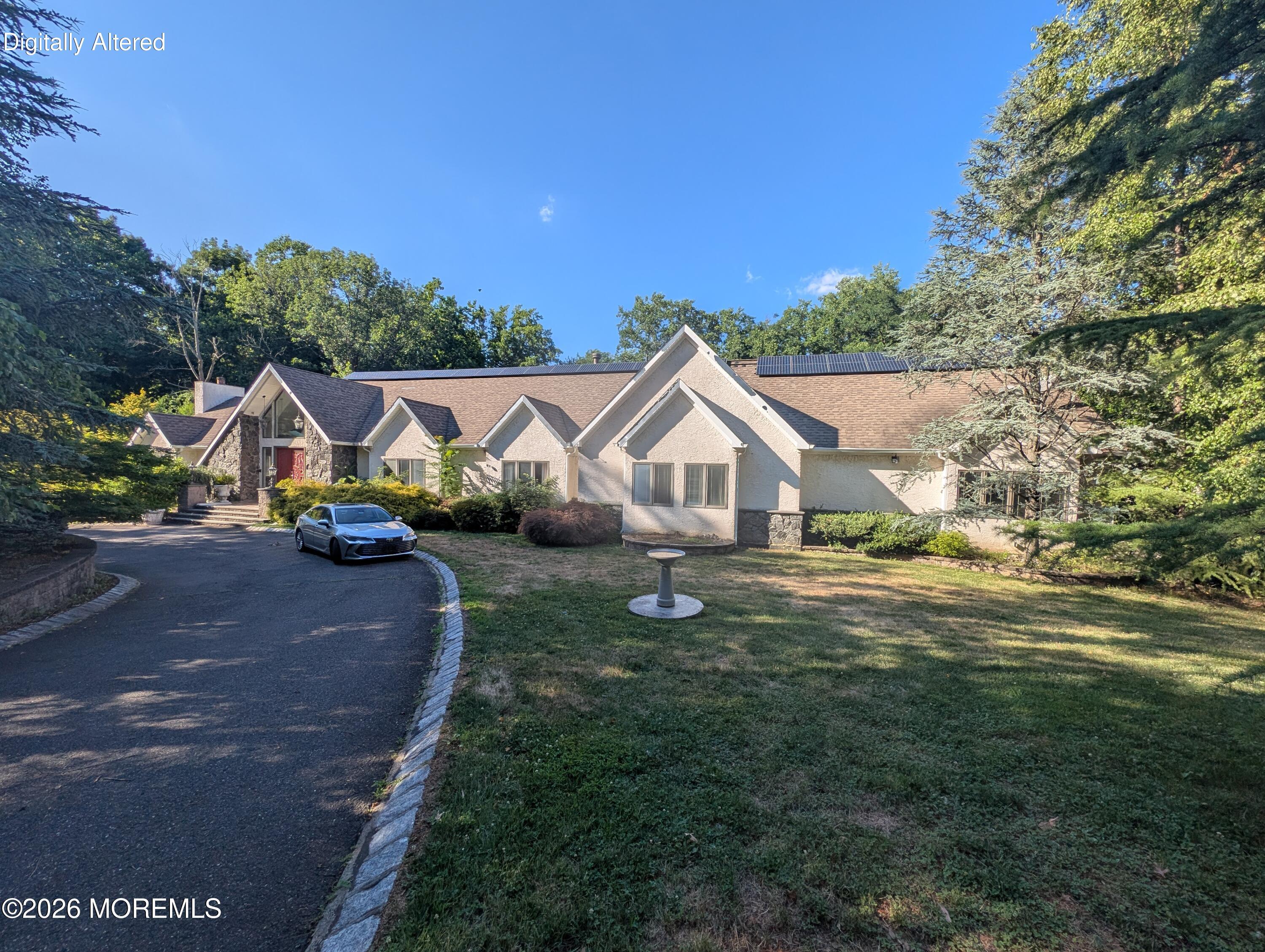 32 Takolusa Drive Holmdel NJ 07733