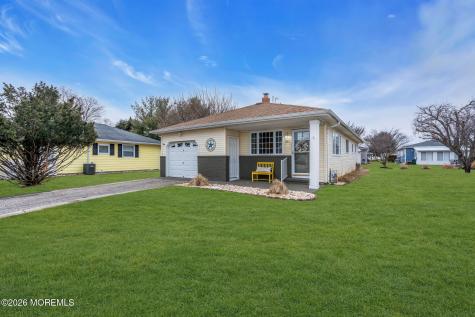 16 San Juan Court Toms River NJ 08757