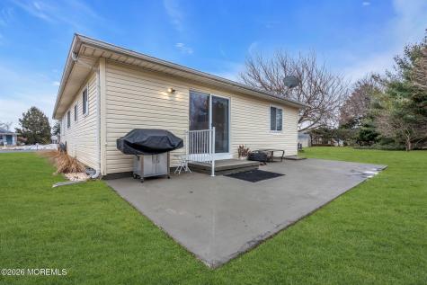 16 San Juan Court Toms River NJ 08757