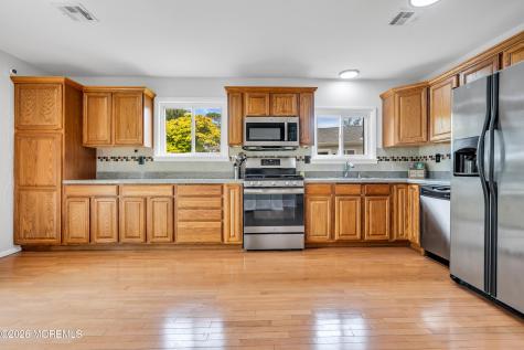 16 San Juan Court Toms River NJ 08757