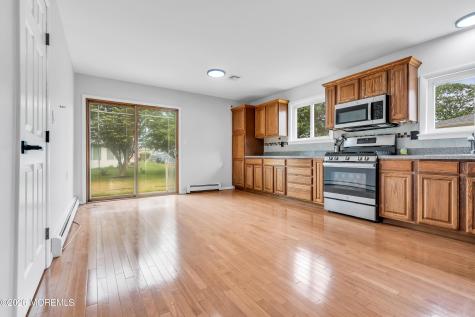 16 San Juan Court Toms River NJ 08757