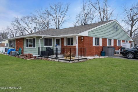 17 Heron Street Whiting NJ 08759