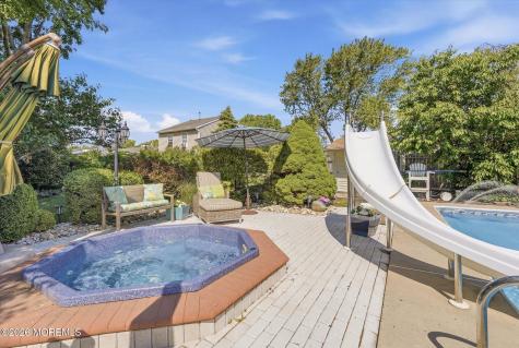 902 10th Street Union Beach NJ 07735