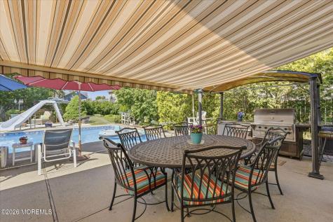 902 10th Street Union Beach NJ 07735
