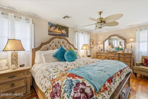 902 10th Street Union Beach NJ 07735