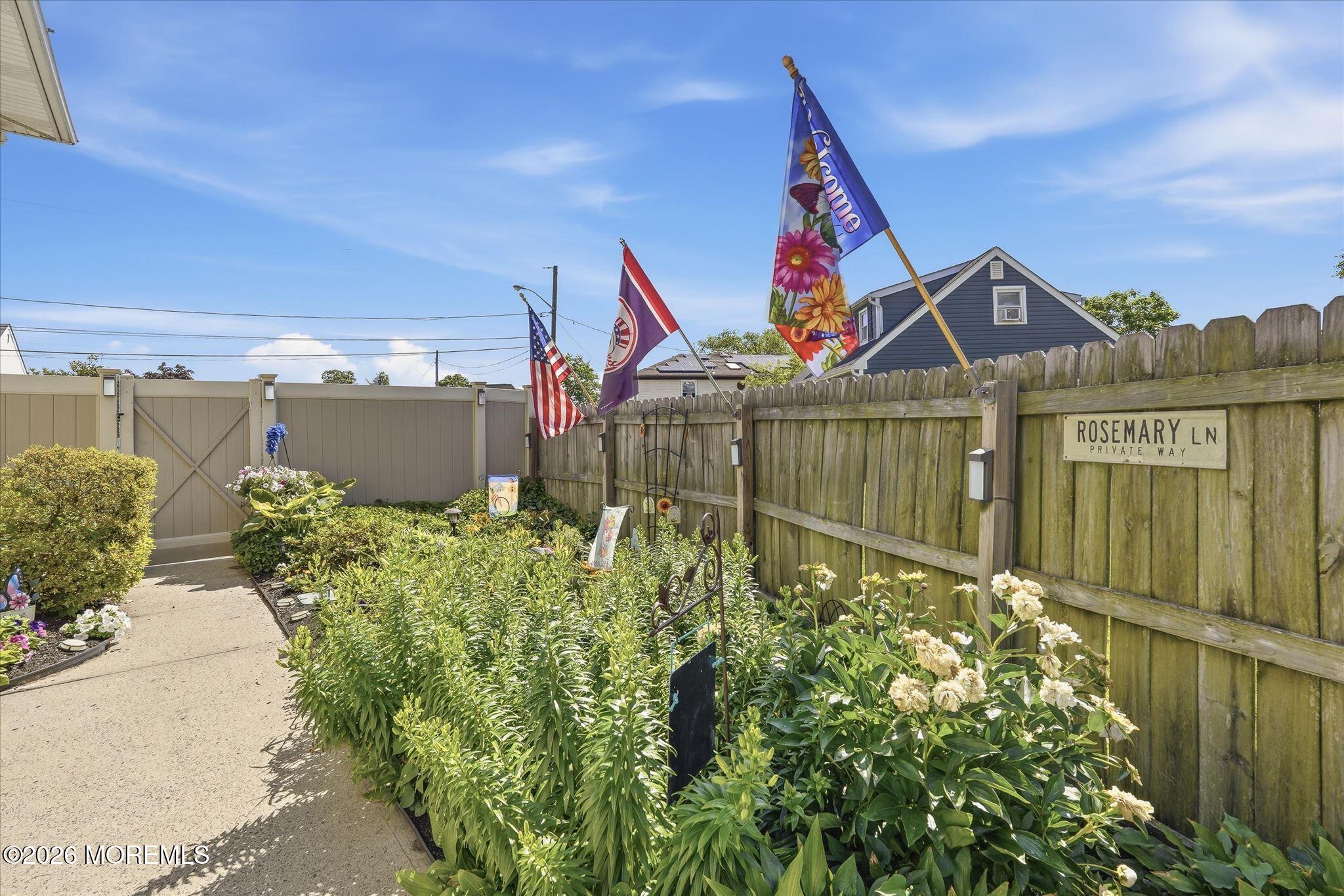 902 10th Street Union Beach NJ 07735