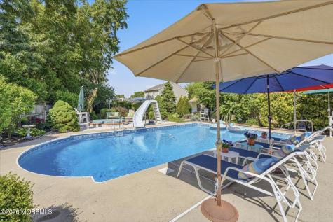 902 10th Street Union Beach NJ 07735