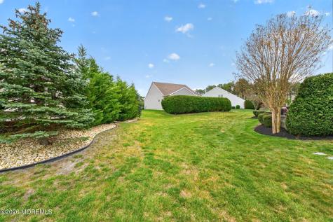 21 Ascot Lane Manchester NJ 08759