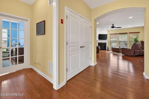 21 Ascot Lane Manchester NJ 08759